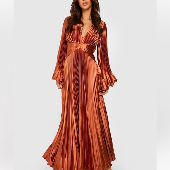 pleated satin oversized sleeve midi dress - Picture 4 of 5